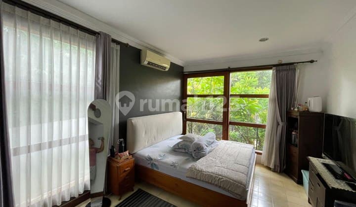 Rumah Dekat Sekolah di Tegalrejo