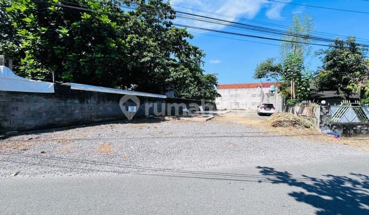 Tanah Ideal Strategis Tepi Jalan Aspal Condong Catur dekat Nasi Goreng Nusantara