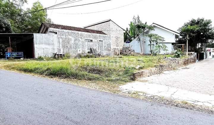 Tanah Strategis Tepi Aspal 5 Menit Perumahan Citra Grand Mutiara