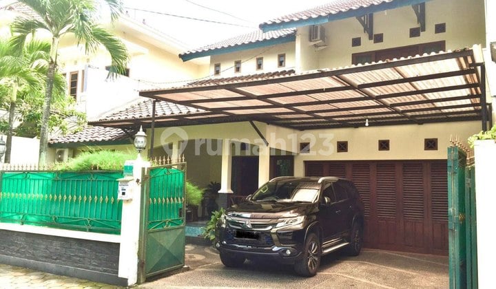Rumah Besar Tanah Luas daerah Lempongsari dekat Nasi Uduk Pusat Palagan
