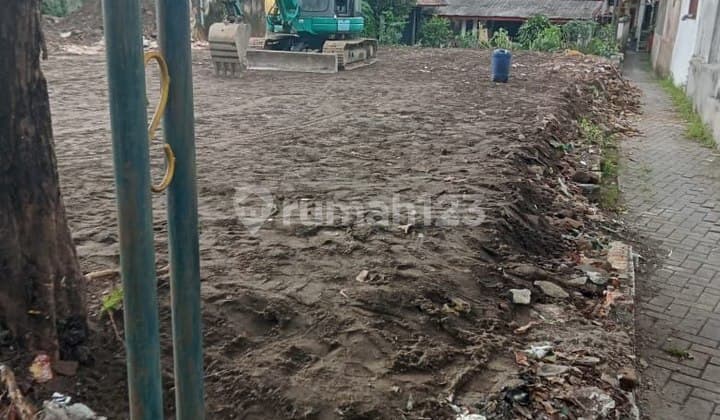 IDEAL Land 8 million near Kranggan Market