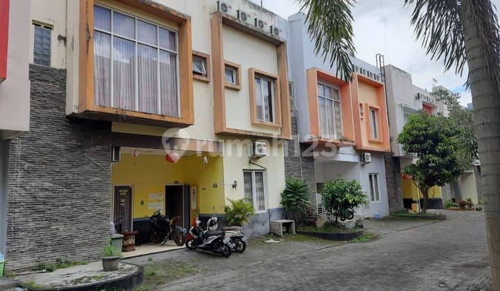 Rumah Kost Eksklusif dekat Pasar Gedong Kuning