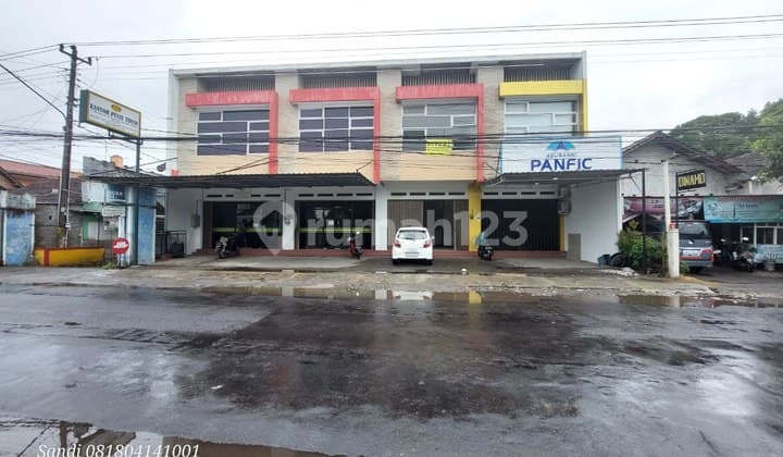 Exclusive Owned Shop House on Jl. Kabupaten Utara Ringin, within RingRoad, 7 minutes to Jogja City Mall