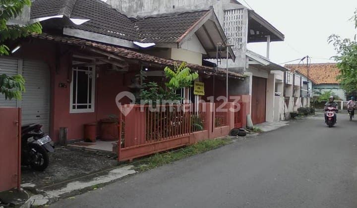 Rumah dlm Perumahan Nogotirto dalam Ringroad dkt Paragon Futsal