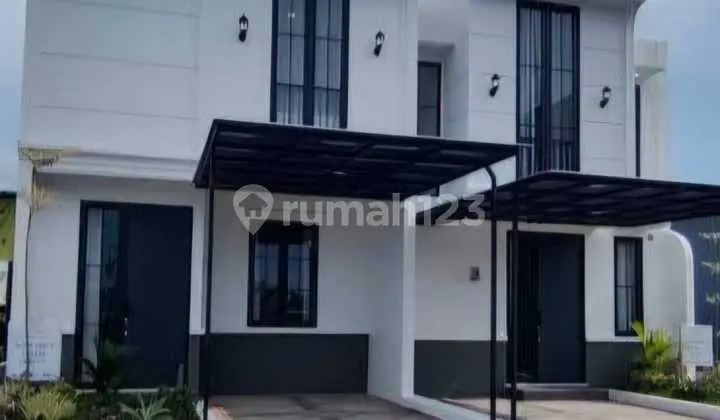 Rungkut House East Coast Avenue 2 Floors