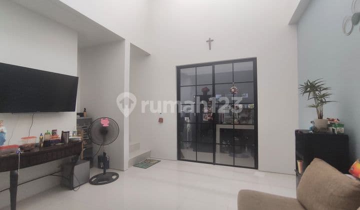 Dijual Rumah Minimalis Graha Natura Intiland