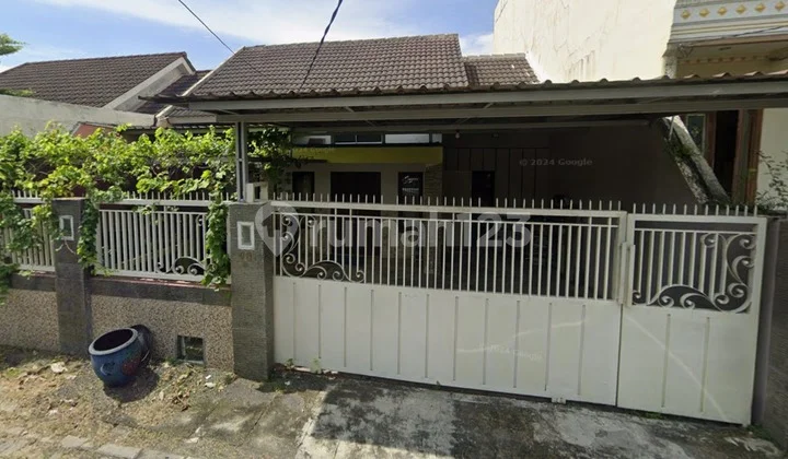 Dijual Rumah Pondok Maritim Indah Wiyung SHM Semi Furnish Dijual Rumah Pondok Maritim Indah Wiyung SHM Semi Furnish