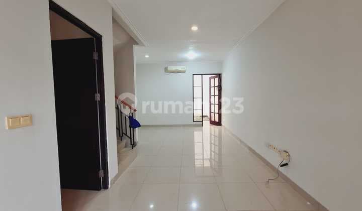 Disewakan Rumah Akses Toll 5 Menit Green Lake City 6 X 18