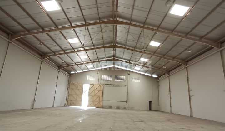 Disewakan Gudang Siap Pakai di Cipondoh Luas 800M2