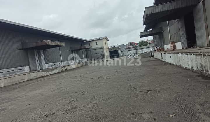 Disewakan Gudang + Kantor Siap Pakai di Kalideres