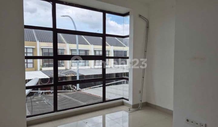 Disewakan Rumah Green Lake City 4 X 15 Akses Toll 5 Menit