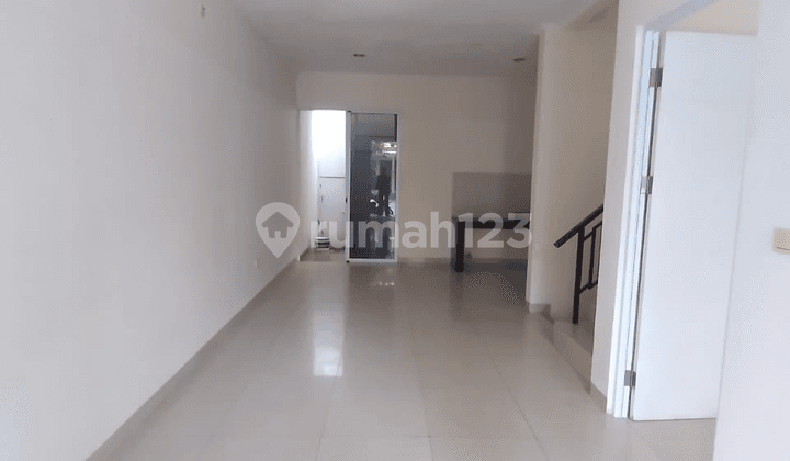 Australia 6X15 Green Lake City, Freehold Title, 2 Floors, Good & Ready to Occupy