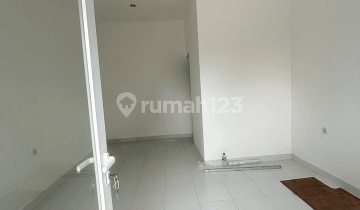 Brand New Gudang Cipondoh 20X40m2, Kavling Dpr, Ada Office