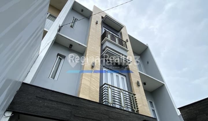 Dijual Brand New dalam Cluster Fully Furnished Siap Huni Area Selatan Jakarta