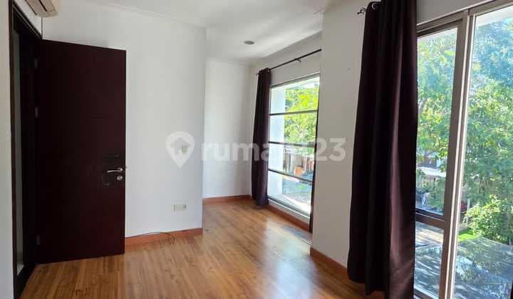 Disewakan Rumah Pik Golf Island Semi Furnish(6 X 15)