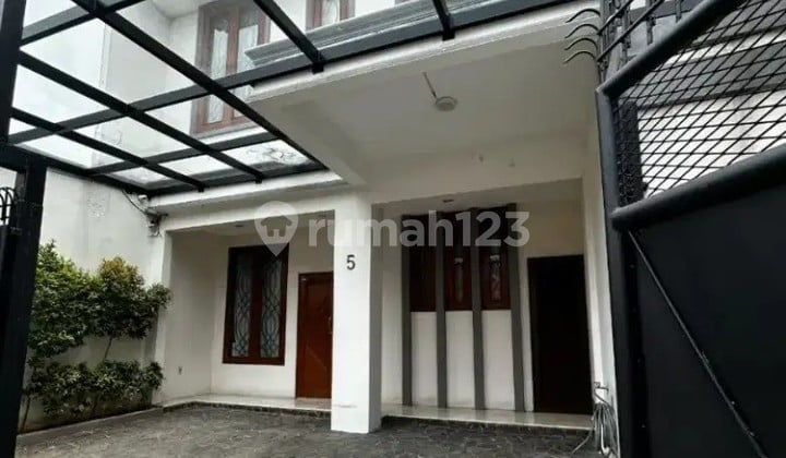 Rumah Mewah Siap Huni di Kayu Putih Dekat Rawamangun