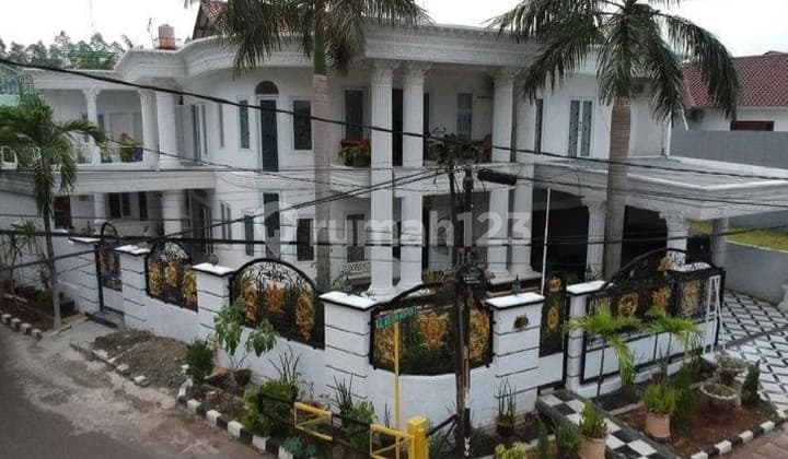 Rumah Mewah Siap Huni di Billymoon Pondok Kelapa