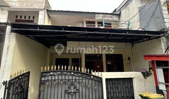 Affordable Livable House in Rawamangun