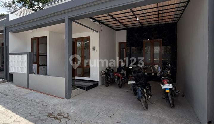 Rumah Mewah Limasan Modern Harga Murah Dalam Cluster di Pucangan Jalan Kaliurang Km 13 Ngemplak Sleman