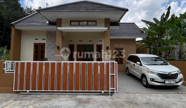 Rumah Baru Coklat Cantik Modern Lingkungan Sejuk Dan Asri Di Margomulyo Sayegan Sleman