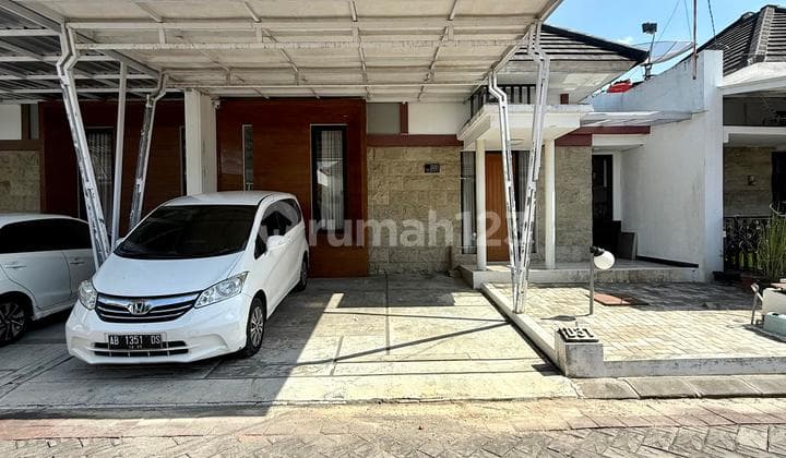 Rumah Siap Huni Mewah Dalam Perumahan Elite di Ngentak Bangunjiwo Kasihan Bantul Dekat Kampus Umy .