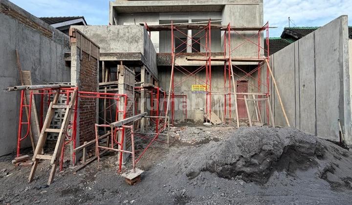 Rumah Mewah Kontemporer Modern 2 Lantai - Semi Furnished di Purwomartani Kalasan Sleman Dekat Swalayan Pamela 7