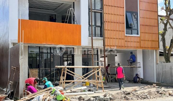 Kost Eklusif Modern 3 Lantai 25 Kamar - Full Furnished di Maguwoharjo Depok Sleman Dekat Kampus Upn dan Lottemart