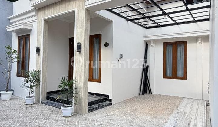Murah Banget‼️Full Furnished Unit Pojokrumah Mewah Limasan Modern Furnished Harga Murah Banget Dalam Cluster di Pucangan Jalan Kaliurang KM 13 Ngemplak Sleman