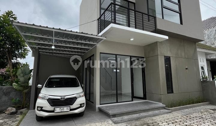 Rumah Baru Mewah 2 Lantai Minimalis Dalam Perumahan Di Potorono Banguntapan Bantul Dekat Ke Kota Jogja
