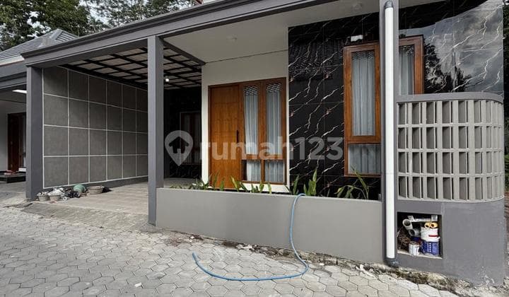 Rumah Mewah Limasan Modern Harga Murah Dalam Cluster di Pucangan Jalan Kaliurang Km 13 Ngemplak Sleman