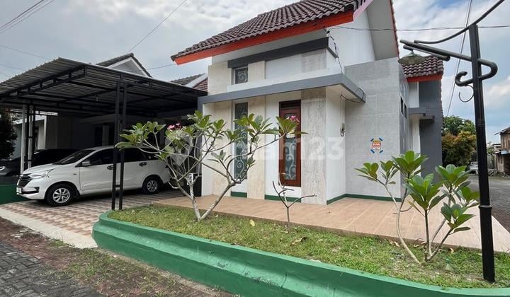 Rumah Mewah Asri Unit Hook Di Kawasan Premium Dalam Perumahan Elite Di Tlogoadi Mlati Sleman Dekat Jcm