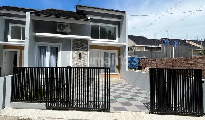 Rumah Baru Mewah Modern Fresh Dengan Sisa Tanah Luas Fully Furnished Di Purwomartani Kalasan Sleman Dekat Perumahan Pertamina