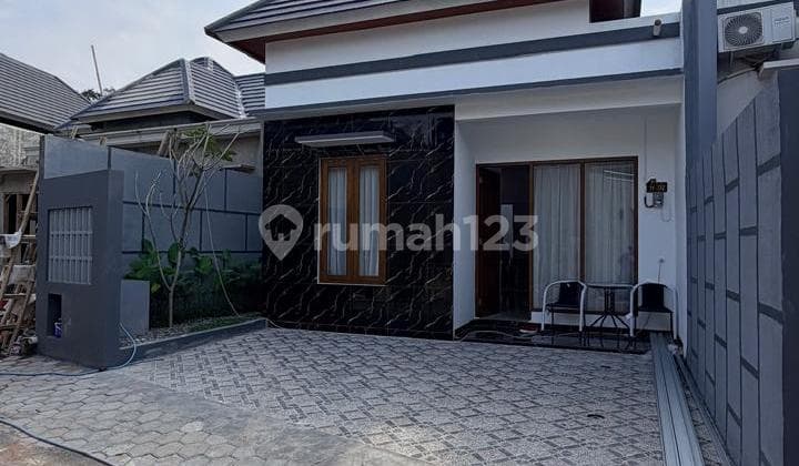 Murah Banget‼️Rumah Mewah Limasan Modern Kekinian - Furnished Dalam Perumahan di Jalan Kaliurang KM 13 Ngemplak Sleman