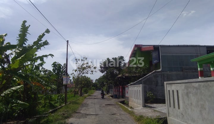 Dekat UGM, Ringroad Utara & Exit Tol Monjali, setrategis, SHM
