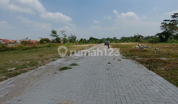 3 Menit Uty - Tanah Dijual Sleman SHM Cocok Hunian & Kost