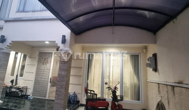 Camar Elok House Pantai Indah Kapuk