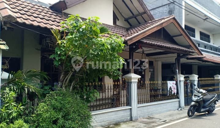 Di jual Rumah Bagus Layak huni,lokasi SUPER STRATEGIS di cempaka putih jakarta pusat
