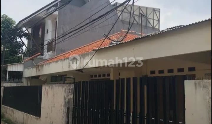 OLD HOUSE IN RAWAMANGUN LAND ONLY