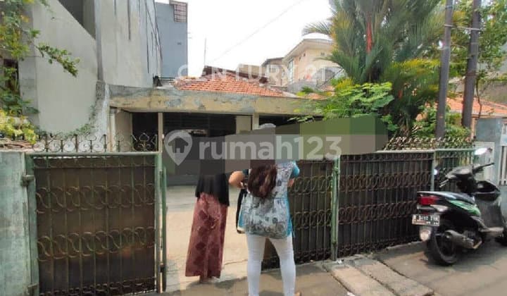 Rumah Tua Hitung Tanah Murah Utan Kayu Jakarta Timur