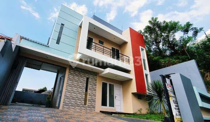 Rumah Bagus di Jalan Sri Rejeki , Manyaran Semarang