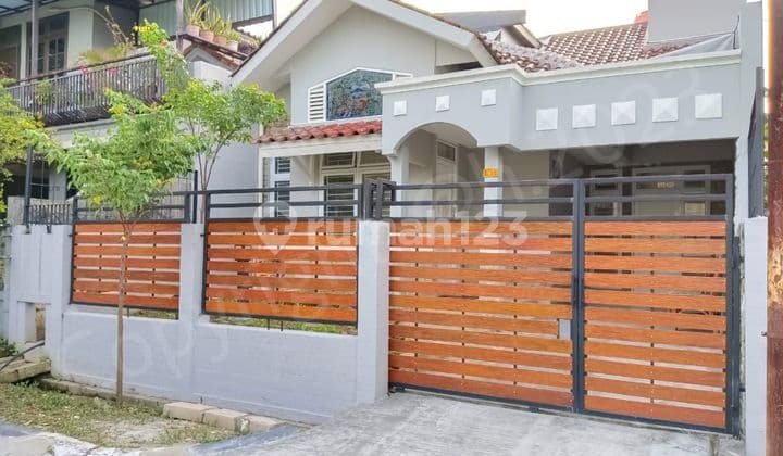 DIJUAL RUMAH SIAPA HUNI ,lokasi strategis bebas BANJIR, AKSES TOL DEKAT