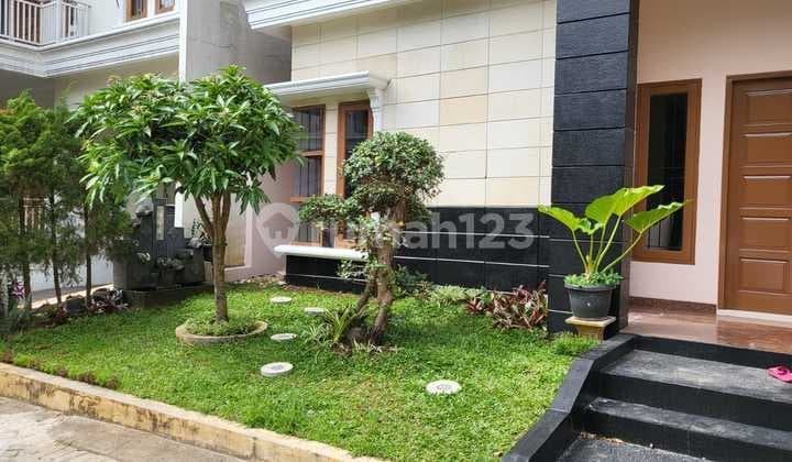 Rumah Cantik Dijual Cepat ,Bebas Banjir ,