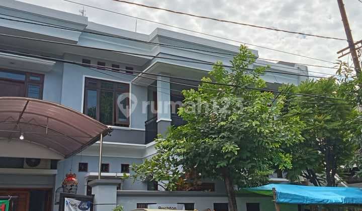Luxurious Fully Furnished House in Manyar Surabaya Near Mall