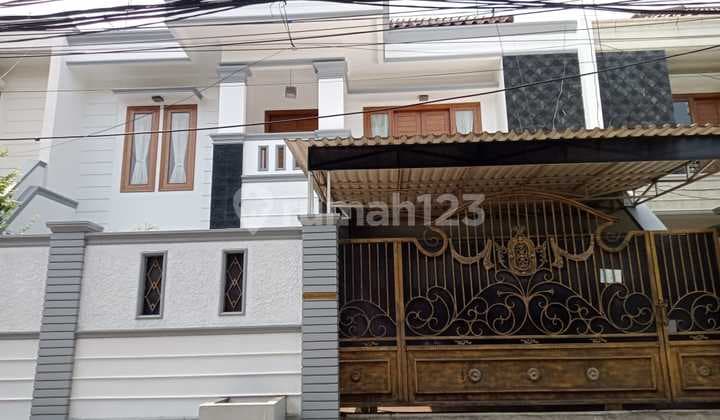 Rumah Duren Sawit Mewah Furnished Strategis Komersil