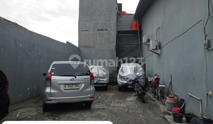 Rumah Parkir Luas Jatinegaracocok Kantor Salon Klinik Kecantikan