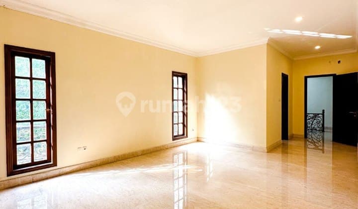 Rumah Modern Classic Dalam Cluster Di Lebak Bulus