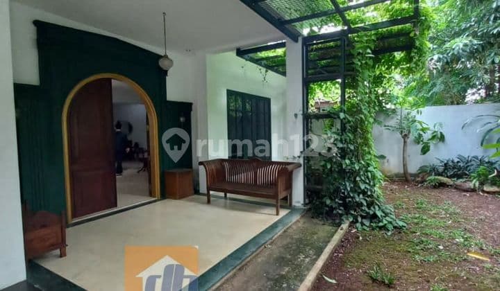 Cozy House Dalam Cluster Elite dan Exclusive di Villa Cinere Mas.