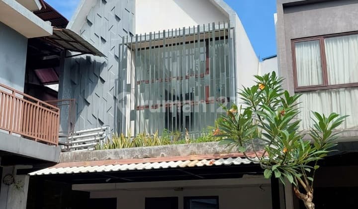 Dijual Cepat Rumah Cantik Dalam Cluster Exclusive.