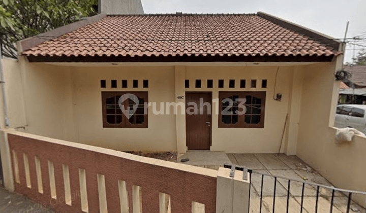 Strategic House in Cilandak - Super Affordable Price, Ready to Occupy & High Investment Potential!