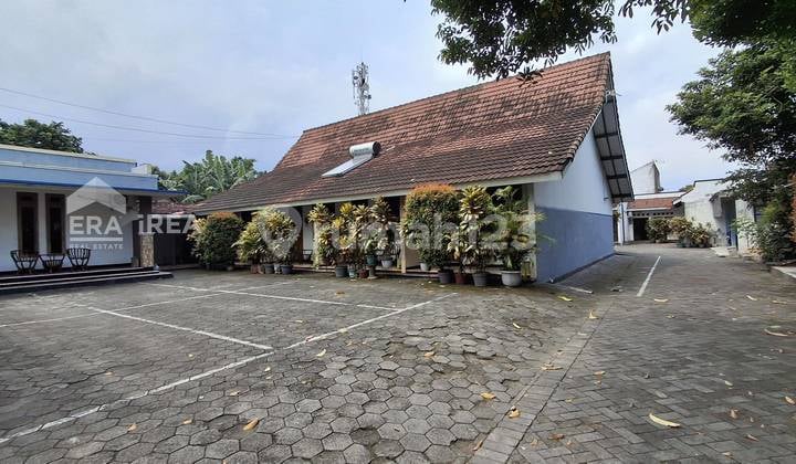 Dijual Hotel Jogja Dekat Lottemart Ringroad Utara